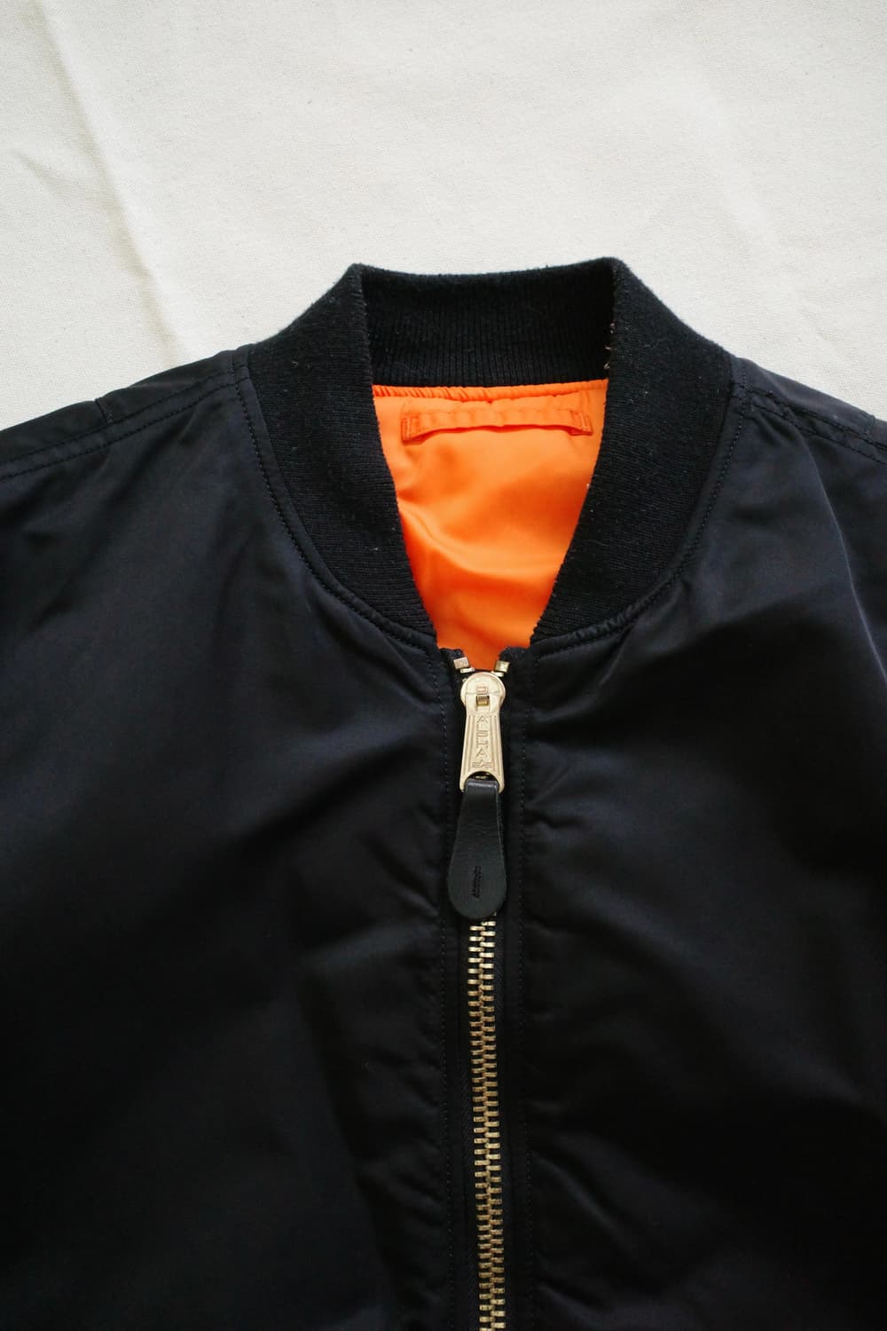 알파 인더스트리 MA-1 자켓 상품이미지5