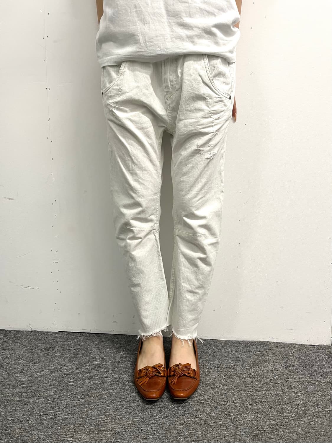 디젤 디스트레스드 팬츠 상품이미지1