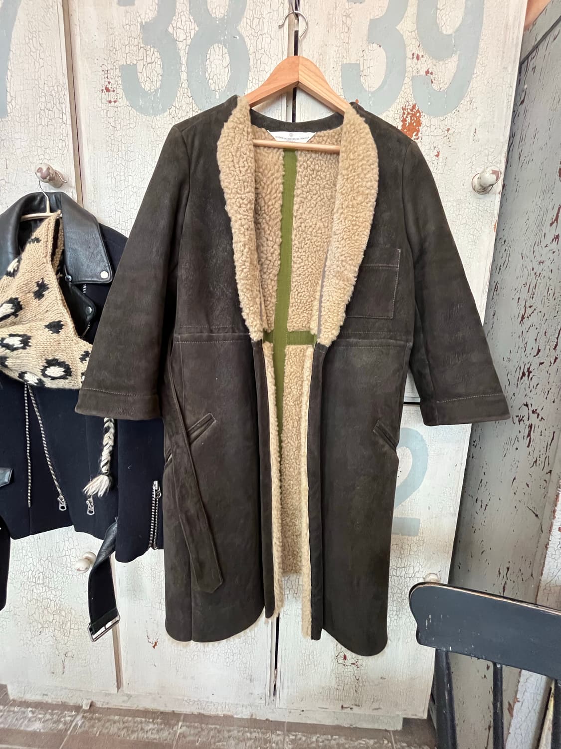 골든구스 무톤 시어링 코트 상품이미지1