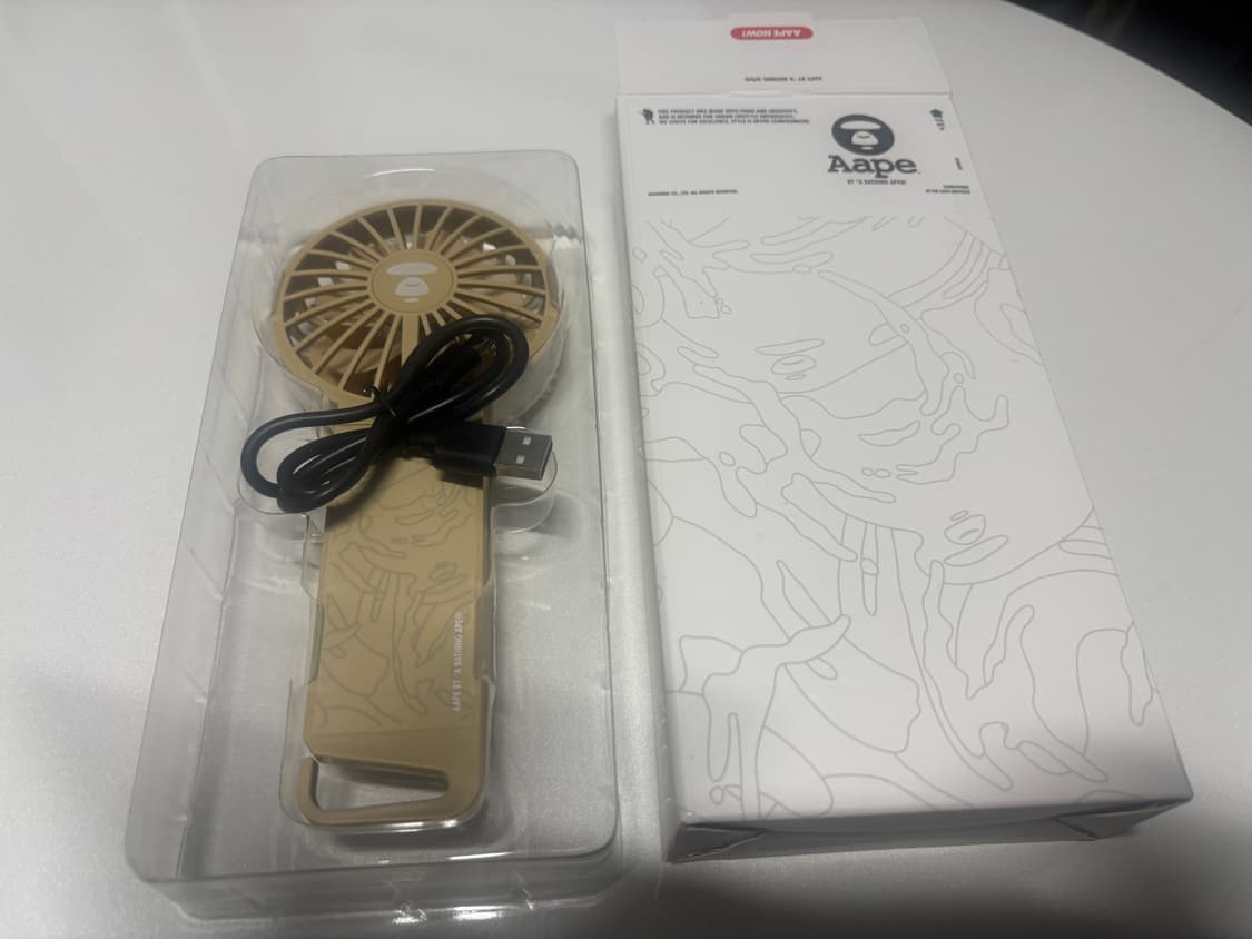 [새상품] 베이프 에이프 미니 선풍기 상품이미지1