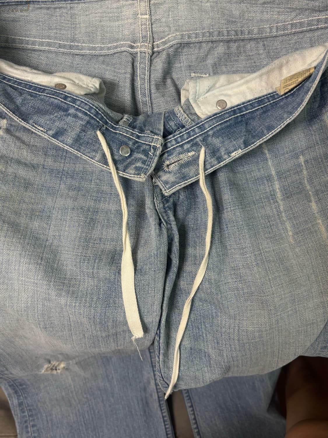 00s Levi’s 로우라이즈 연청 부츠컷 팬츠 상품이미지3