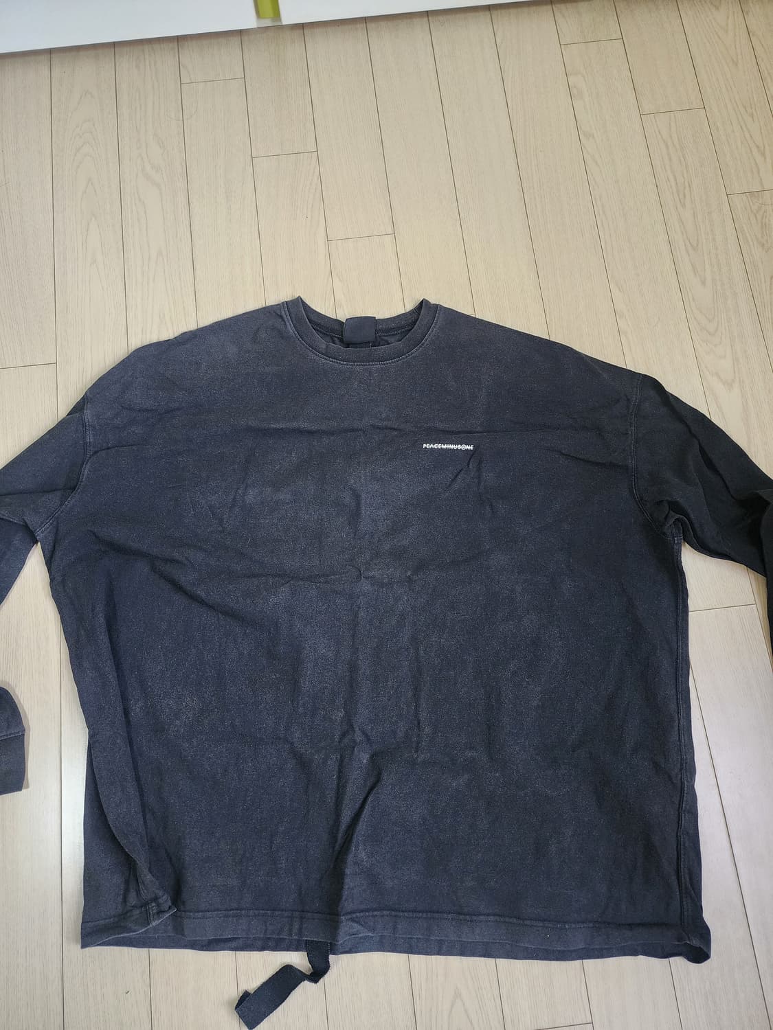 피스마이너스원 프라그먼트 롱슬리브 상품이미지1