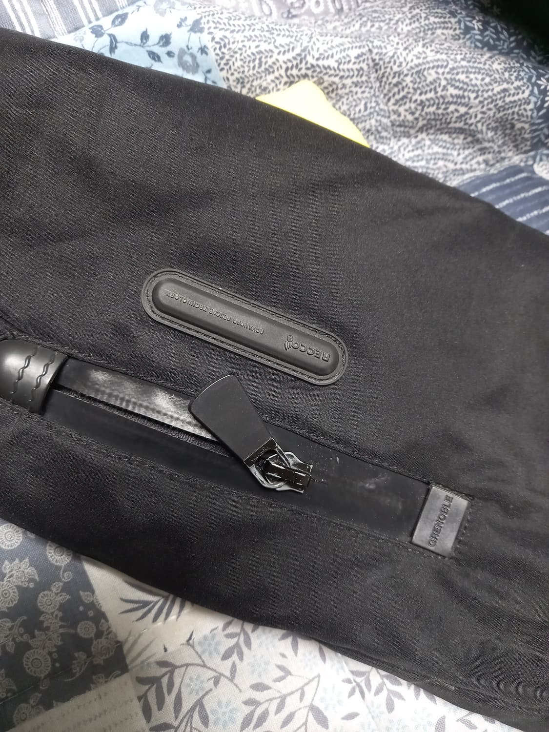 몽클레어 그레노블  남성 바람막이   5(105) 상품이미지3