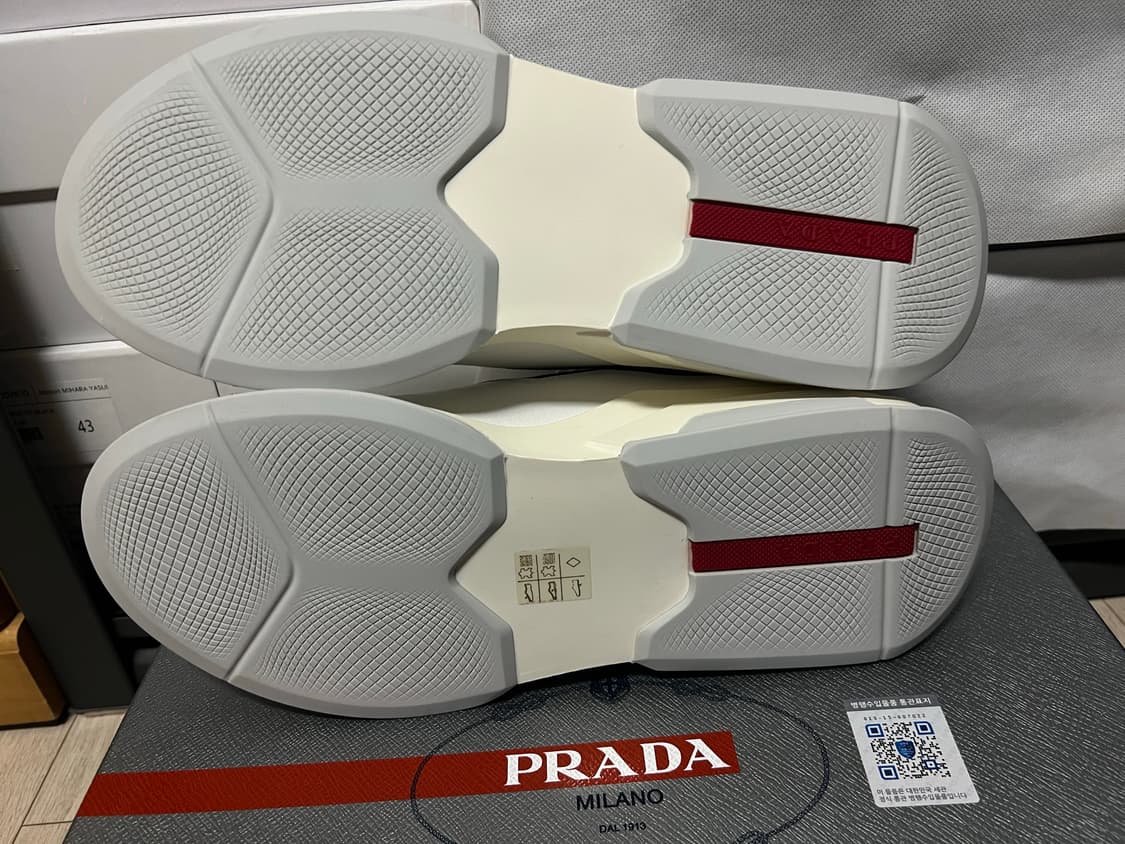 프라다 트레이너 스니커즈 새상품(270) 상품이미지4