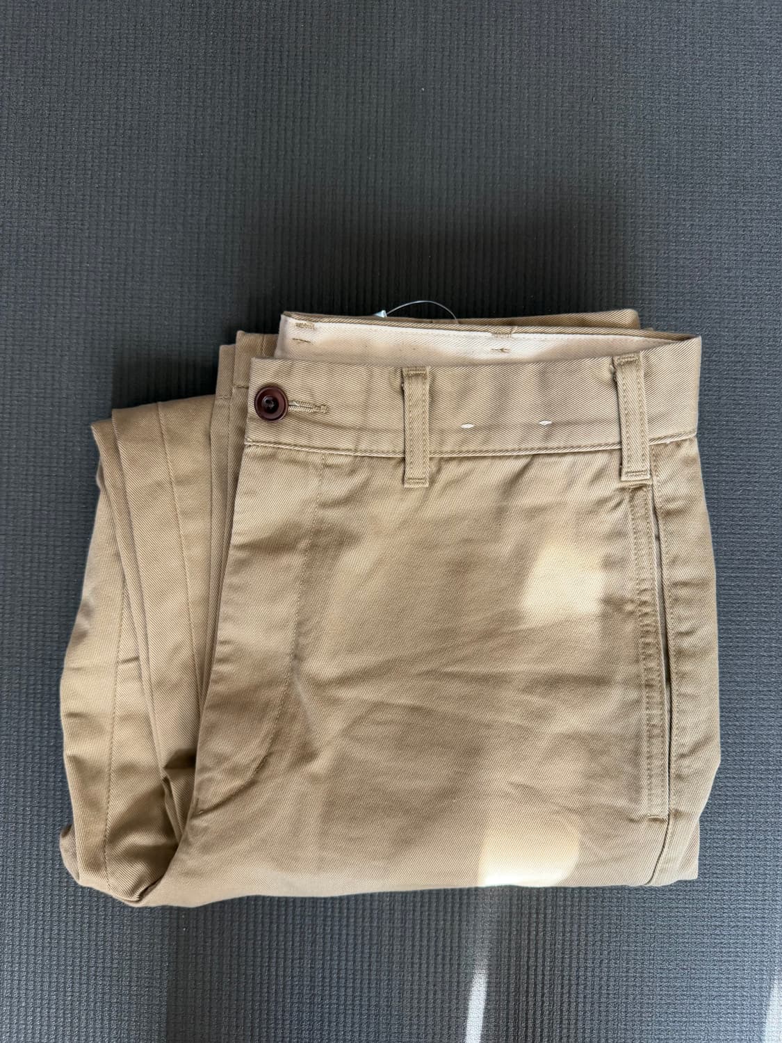 유니클로 스트레이트 치노 팬츠 브라운 76 사이즈 새상품 판매합니다. ㅑ 상품이미지3