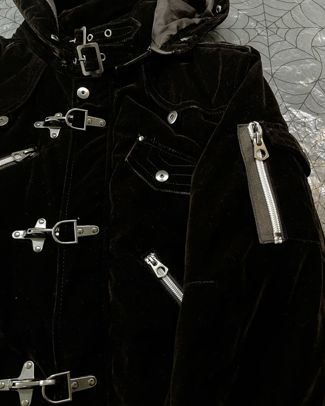 velvet buckle coat 상품이미지3