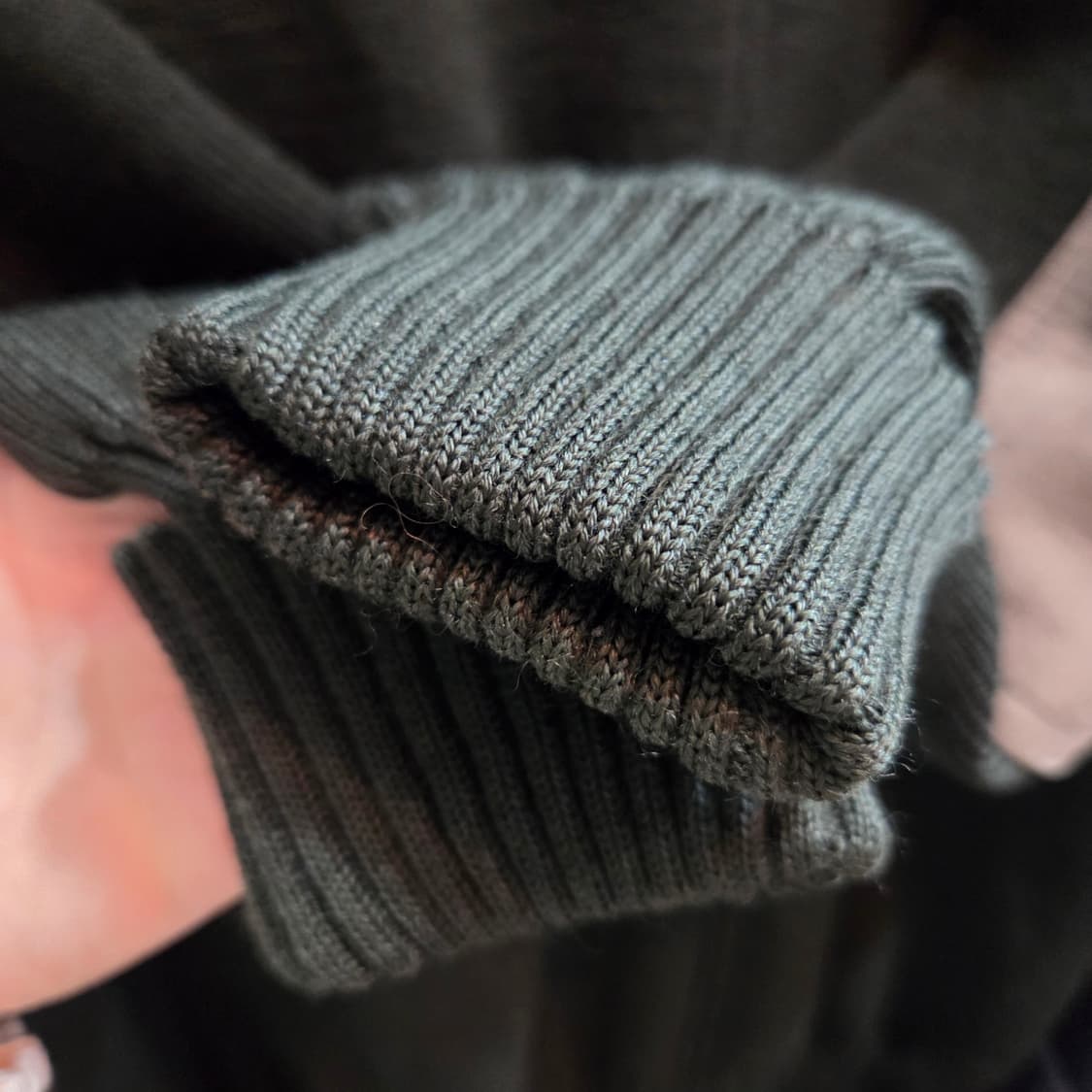 90's 버버리 코만도 스웨이드 엘보패치 울 니트 스웨터 상품이미지5