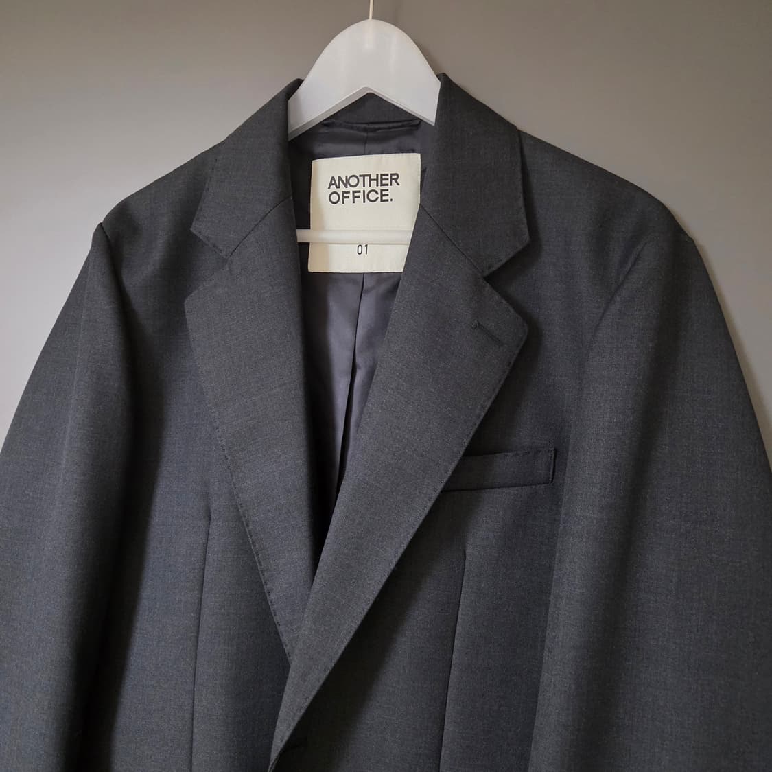 [1] 어나더오피스 레거시 울 블레이저 차콜 / 다크그레이 자켓 상품이미지3