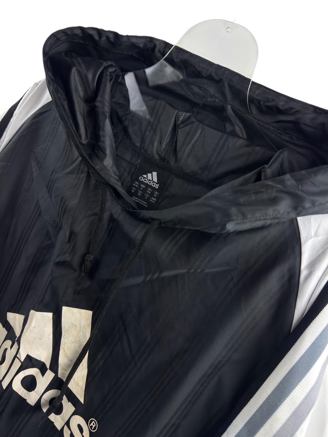 아디다스 검흰 후드 웜업1350 상품이미지3