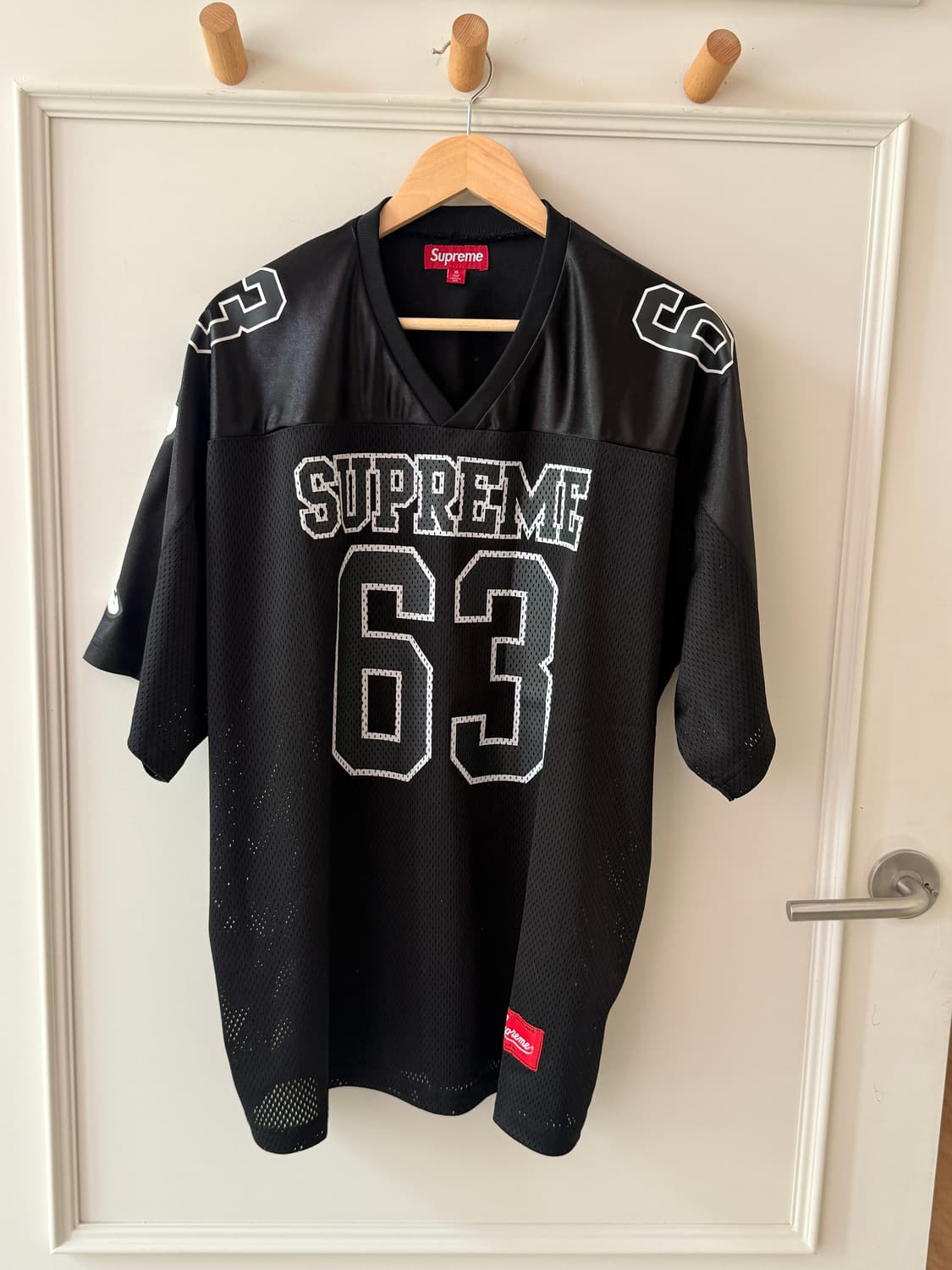슈프림(Supreme) 본즈 풋볼져지  상품이미지1