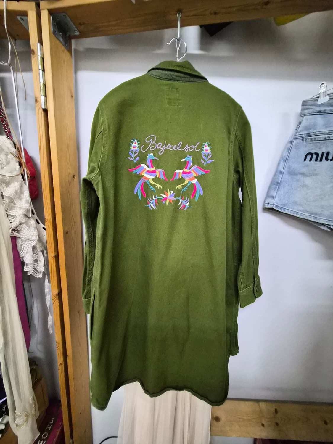 titicaca 티티카카 자수 야상롱셔츠 상품이미지2