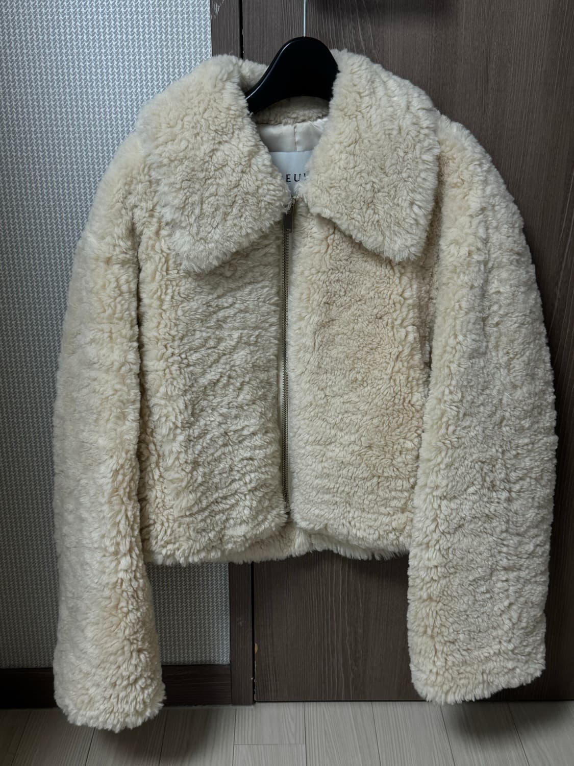 루에브르 페이크퍼 자켓 상품이미지5