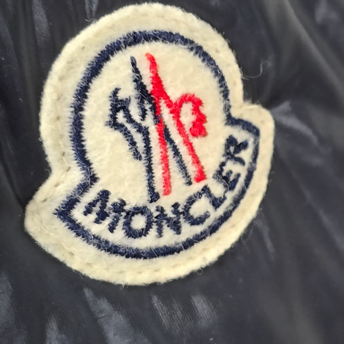 몽클레어 패딩 3사이즈 100 판매 상품이미지2