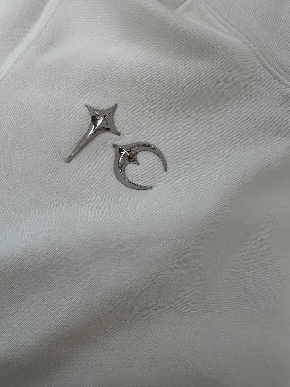 떠그클럽 후드티 화이트 1사이즈 판매합니다 상품이미지1