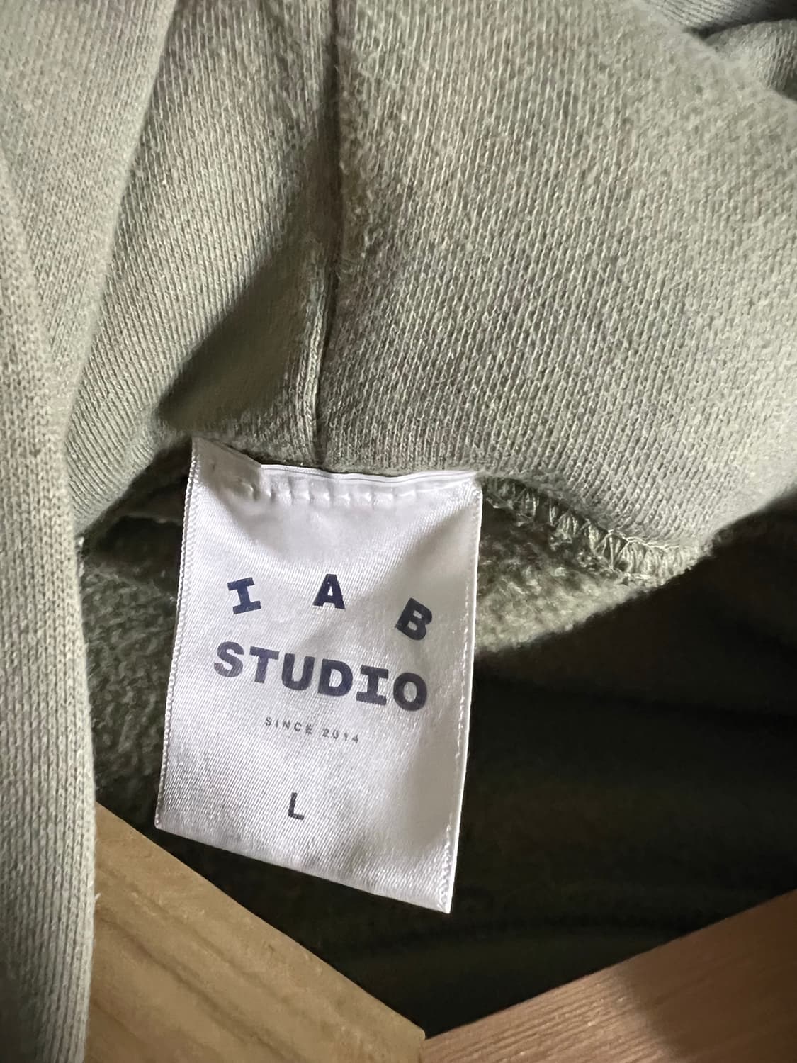 아이앱 후드 카키 L 기모 상품이미지3