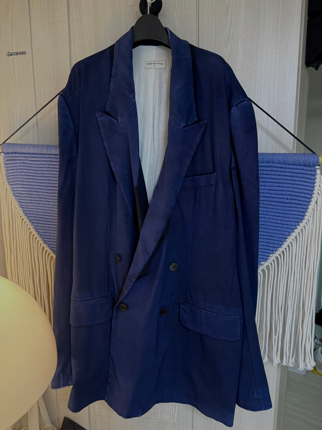 럭스브랜드오프 드리스반노튼 상품이미지1