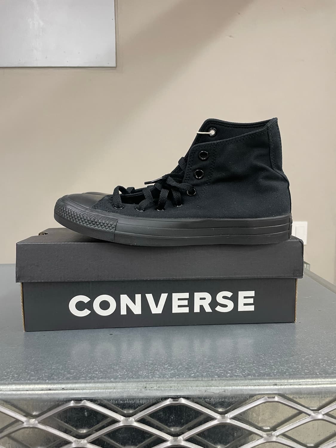 [새상품] 컨버스 척테일러 올스타 클래식 모노크롬 245 상품이미지1