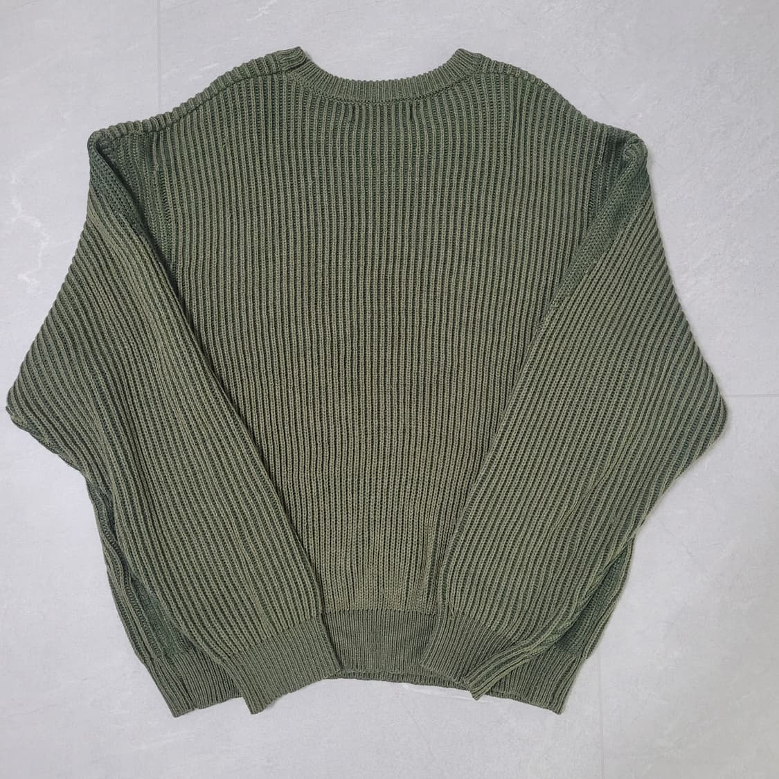 트릴리온 카키 니트M 상품이미지3