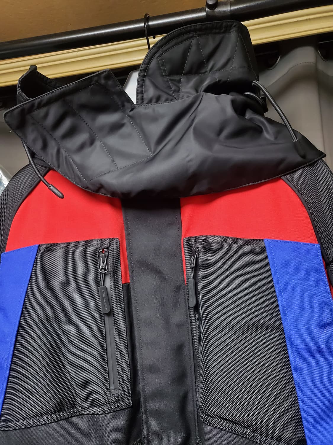 버버리 익스클루시브 멀티포켓 다운파카 상품이미지2