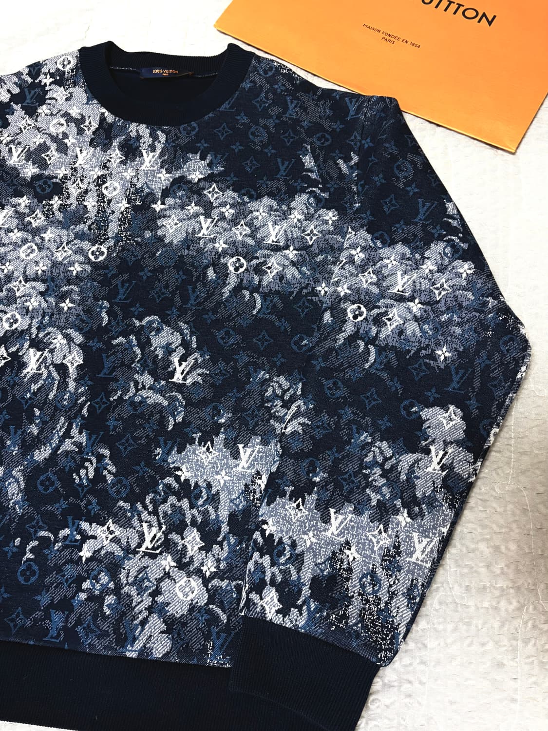 루이비통 태피스트리 맨투맨 상품이미지2