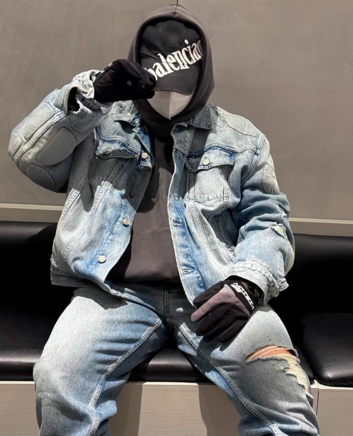 Yeezy Gap 칸예 모토 오버핏 바이커 데님자켓 상품이미지3