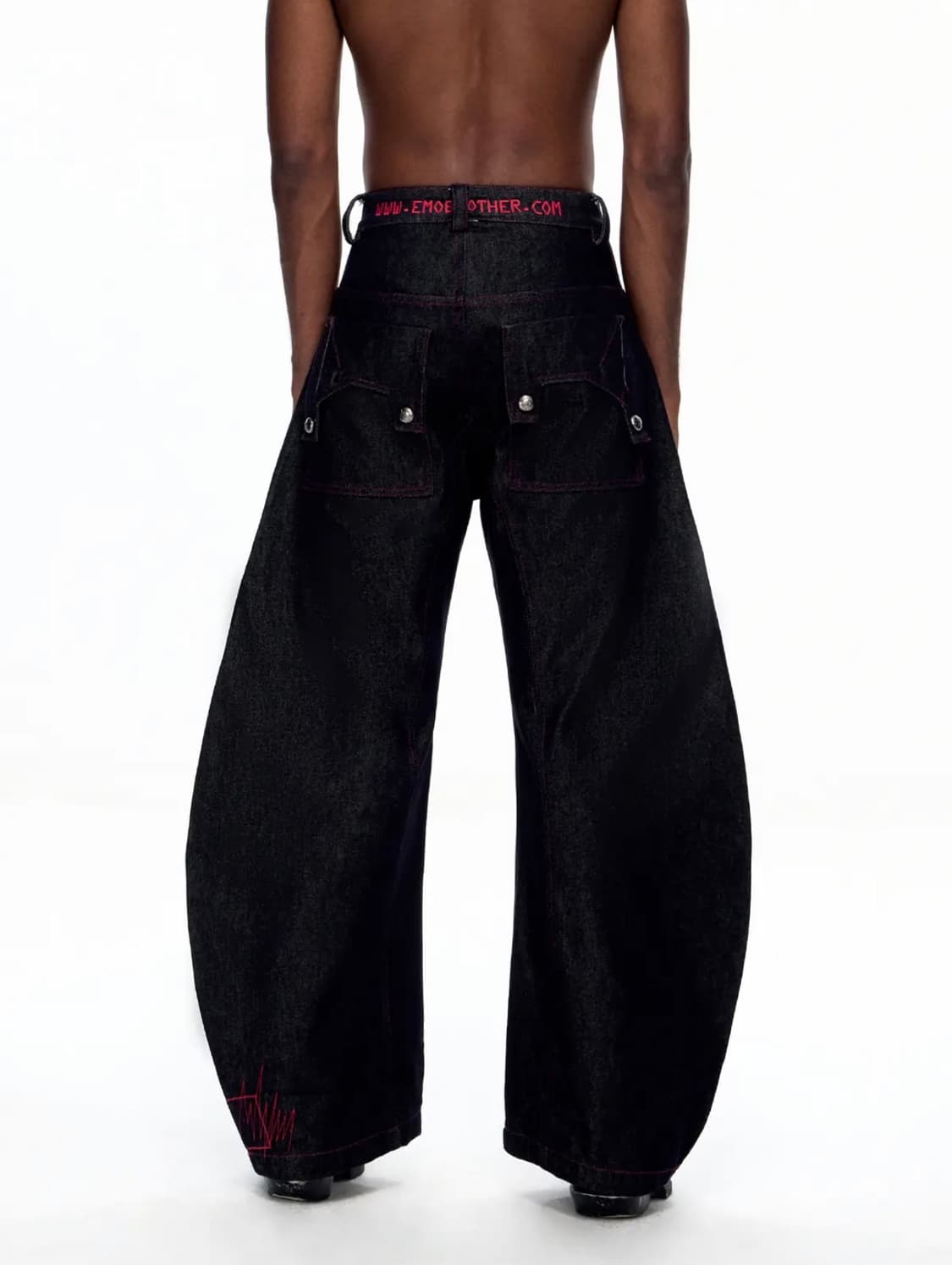 [새제품/L] emobrother 커브드 데님 상품이미지2