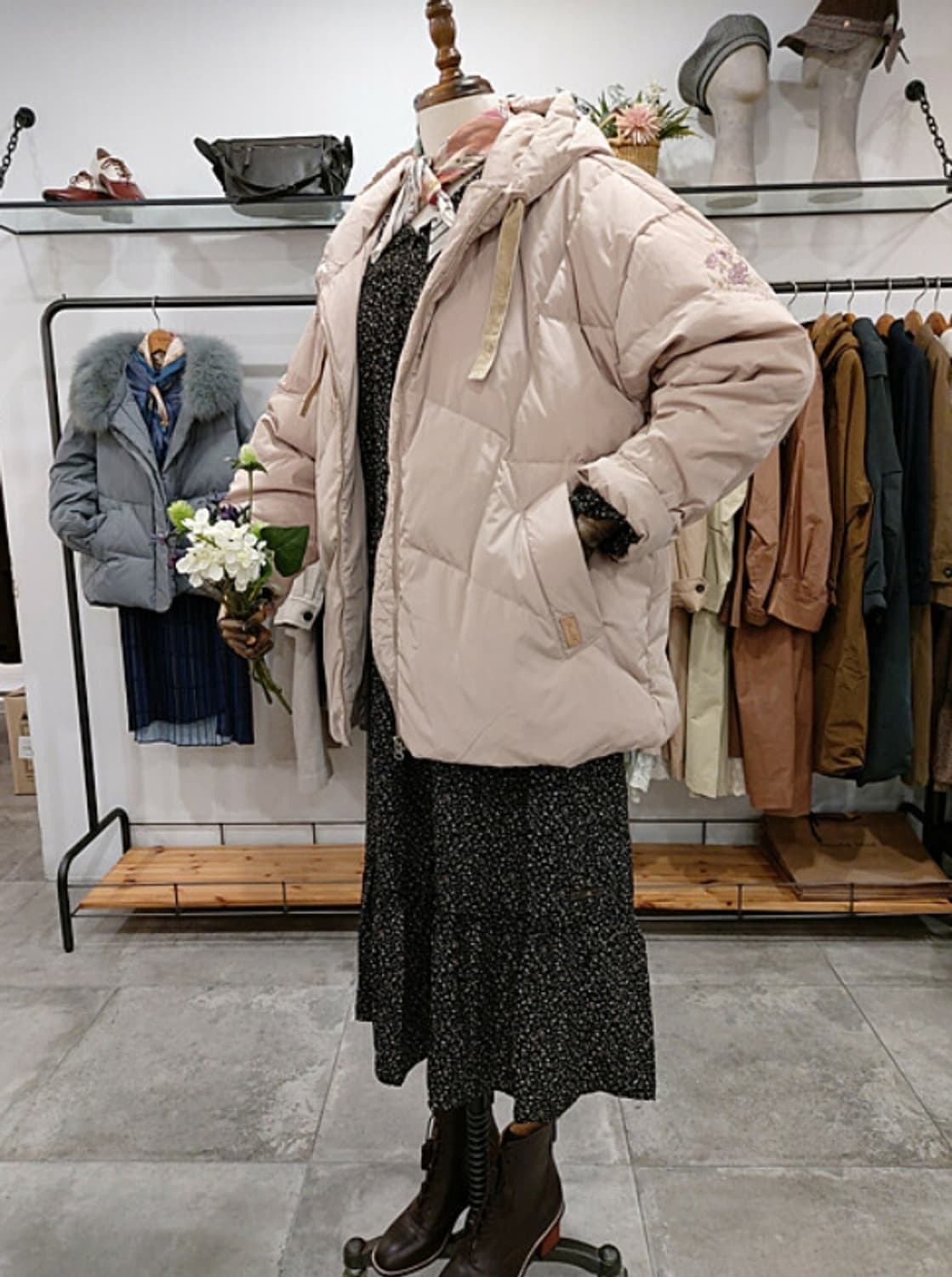 써스데이아일랜드 하프 덕다운 패딩  상품이미지2