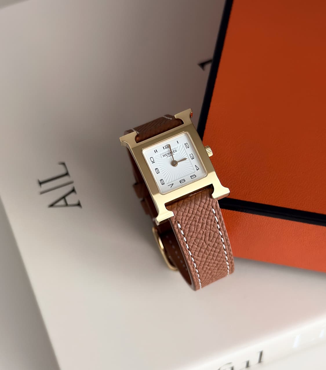 에르메스 H아워 골드 pm사이즈 시계 상품이미지1