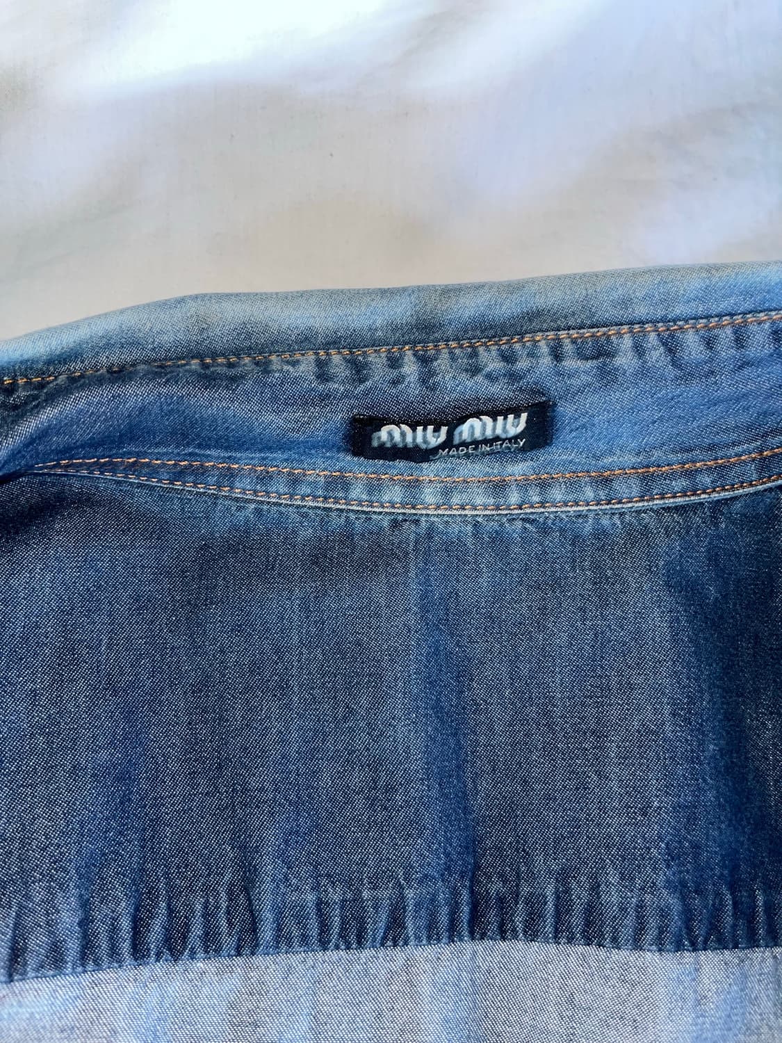 미우미우 샴브레이 셔츠 m 상품이미지5