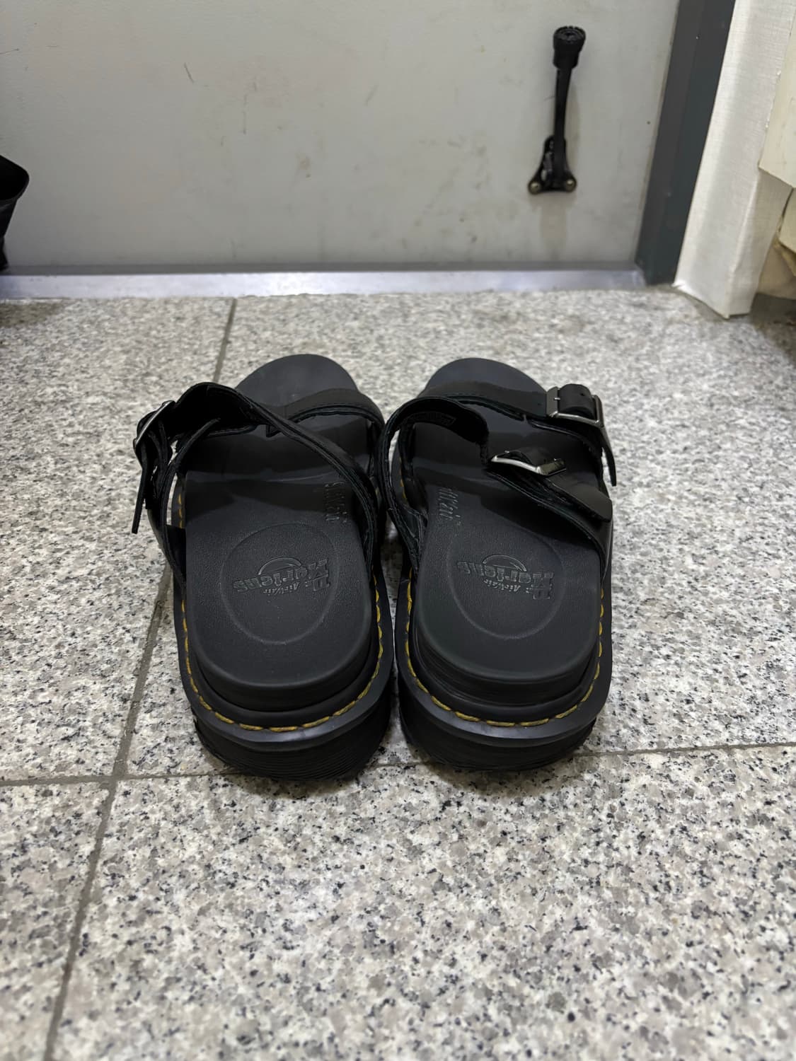 닥터마틴 마일즈 블랙(250) 상품이미지4