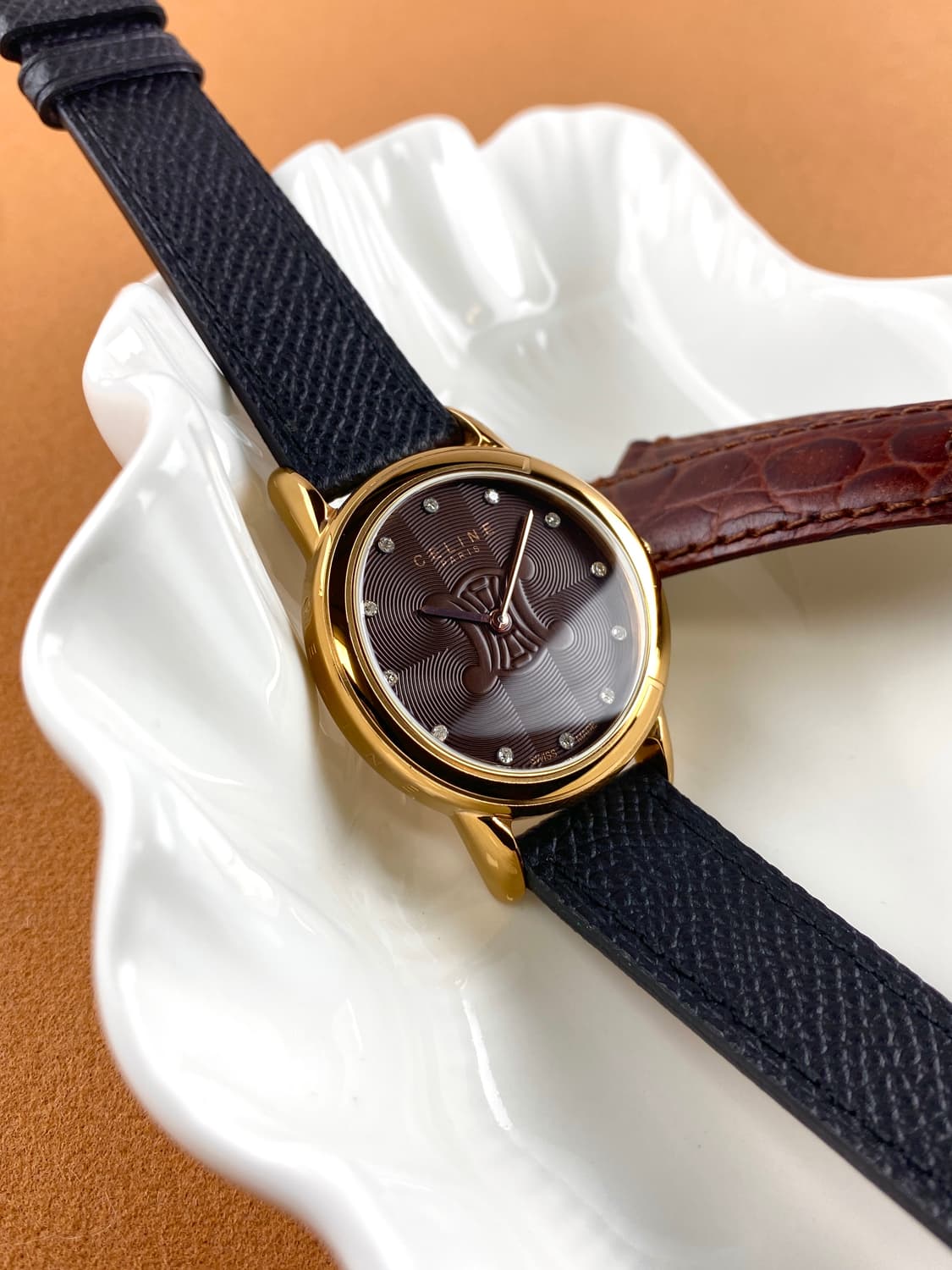 CELINE 12P symbol watch UNISEX 상품이미지1