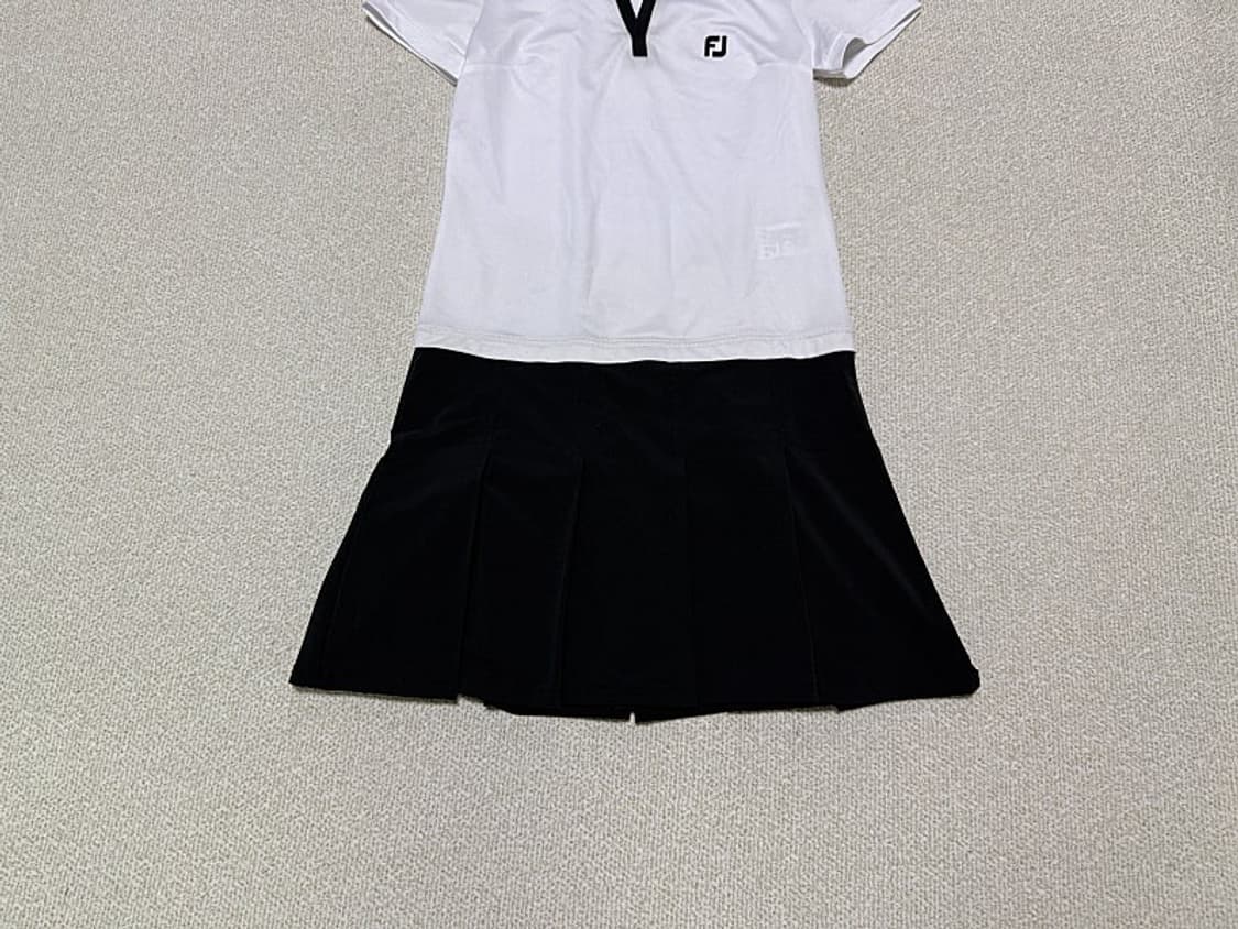 풋조이 골프 원피스 여성용 85호 44사이즈 상품이미지4