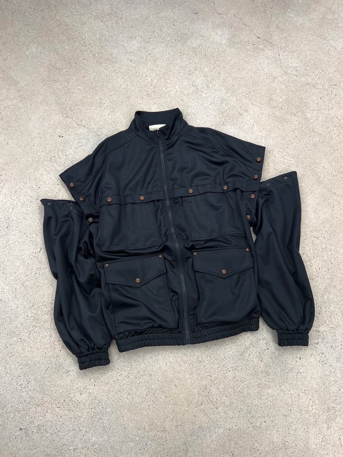 구찌 디테처블 2way 트랙 자켓 상품이미지2