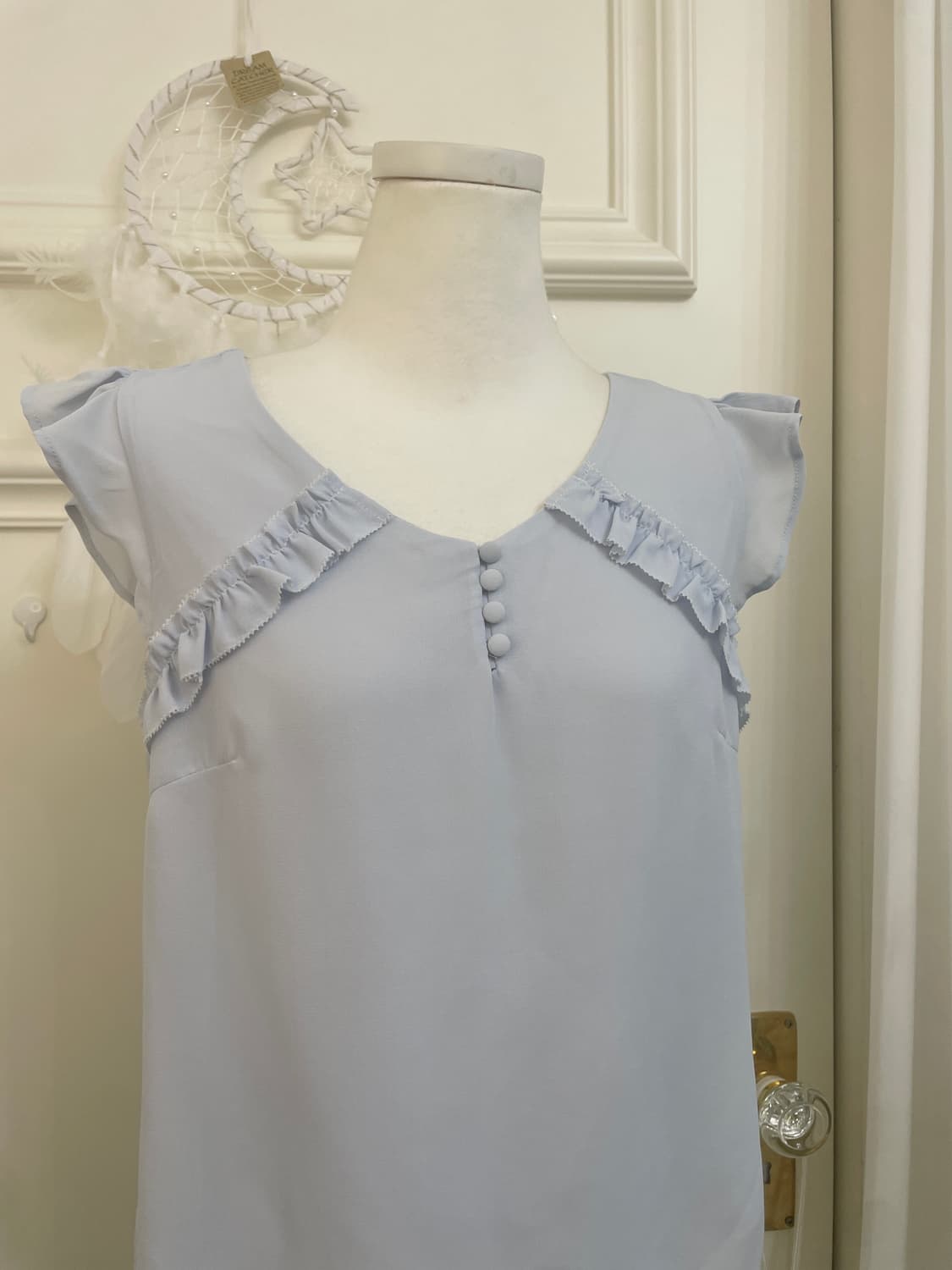 blueberry button ruffle point blouse 상품이미지5