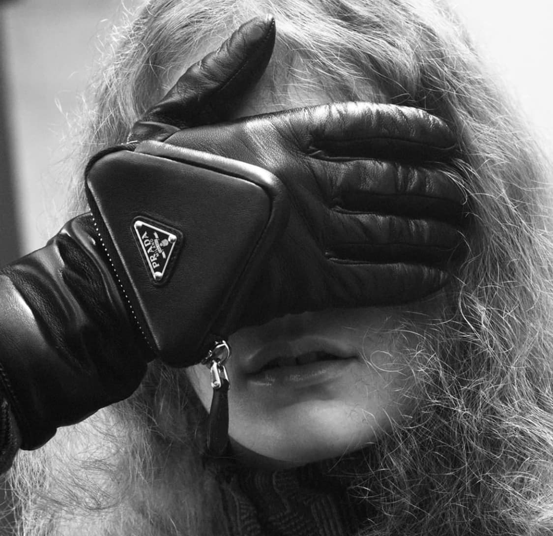 프라다 나파 레더 장갑 파우치 글러브 상품이미지1