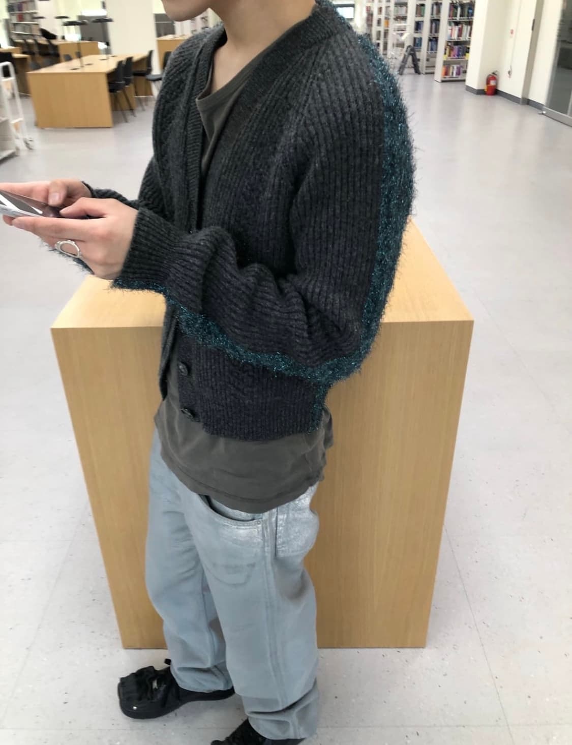 20fw 마르지엘라 백 루렉스 스팽글 가디건 상품이미지1