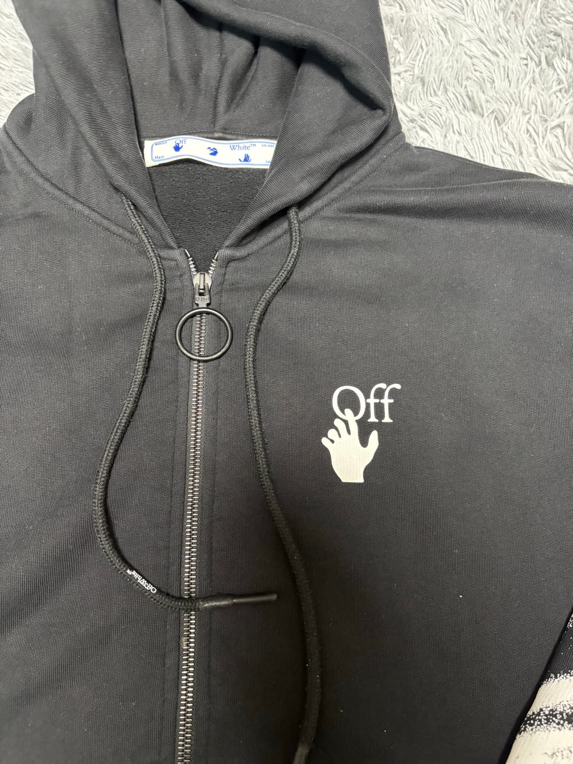 오프화이트 스프레이 애로우 후드집업 상품이미지4