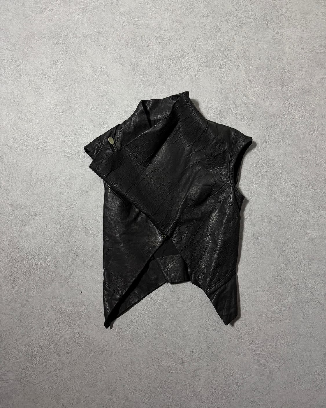 10SS 릭오웬스 하이넥 스컬프처럴 레더 베스트 상품이미지4