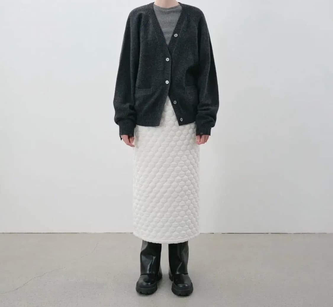 새상품 [알테] FLUFFY LOOP SKIRT_WHITE 상품이미지1