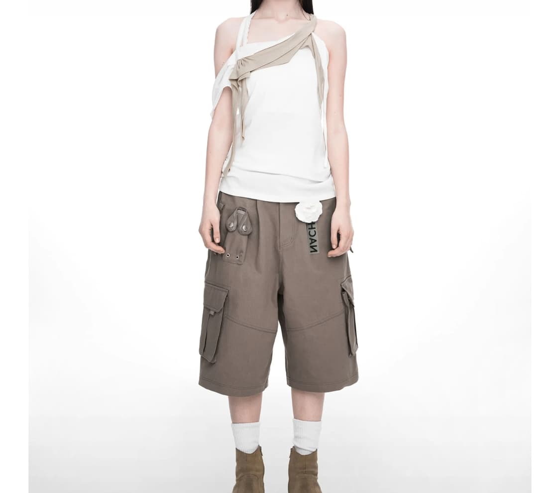 [NACHE] RAWCUT HALTER SLEEVELESS  상품이미지1
