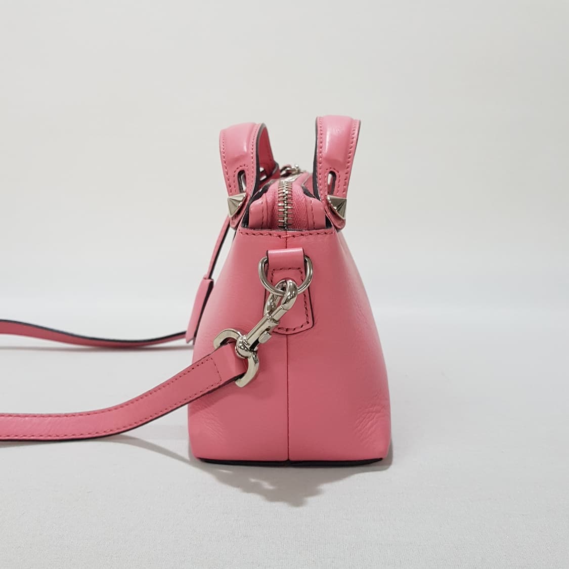 펜디 바이더웨이 토트 숄더백 상품이미지4