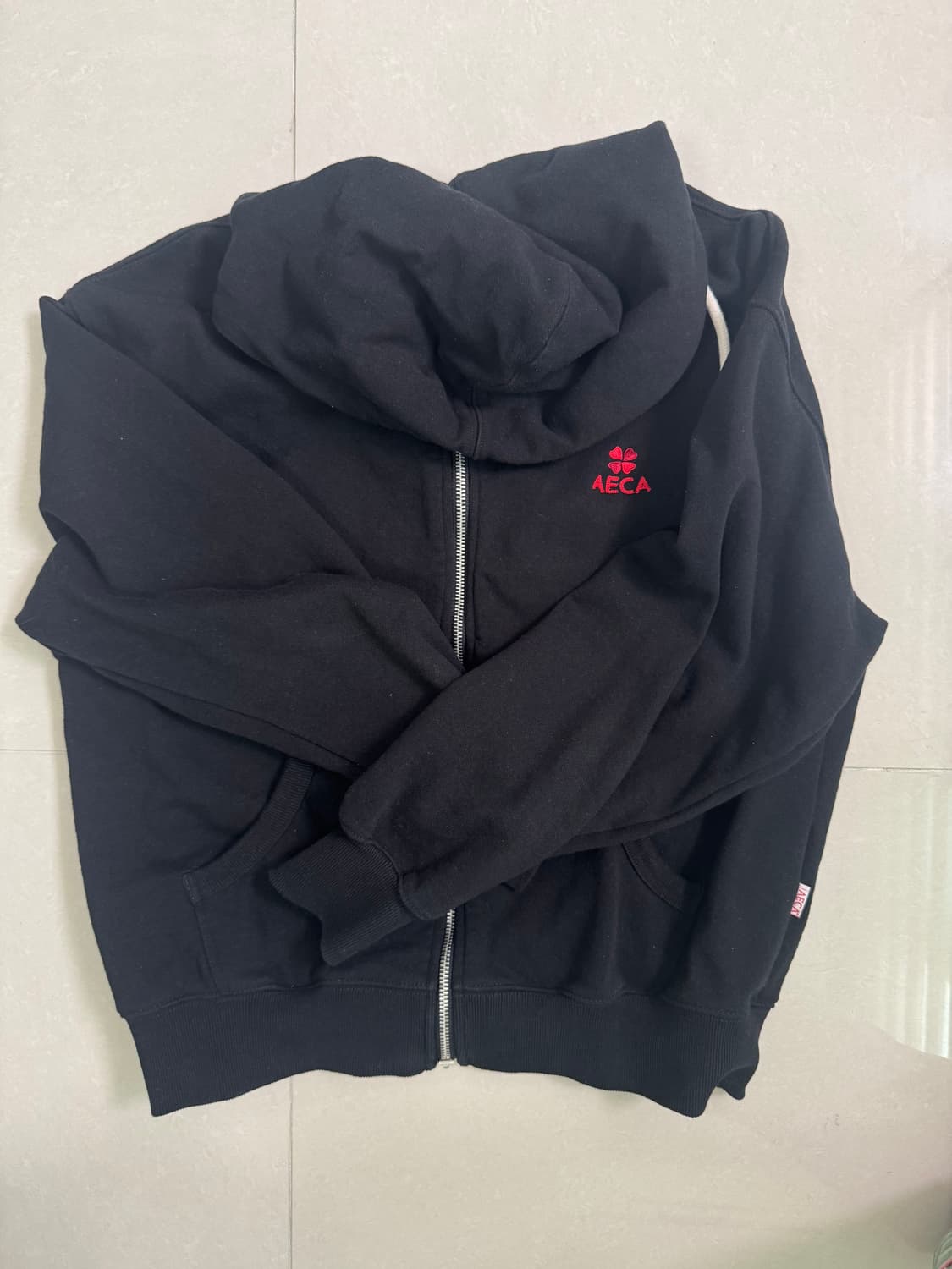 에이카화이트 블랙 s 상품이미지1