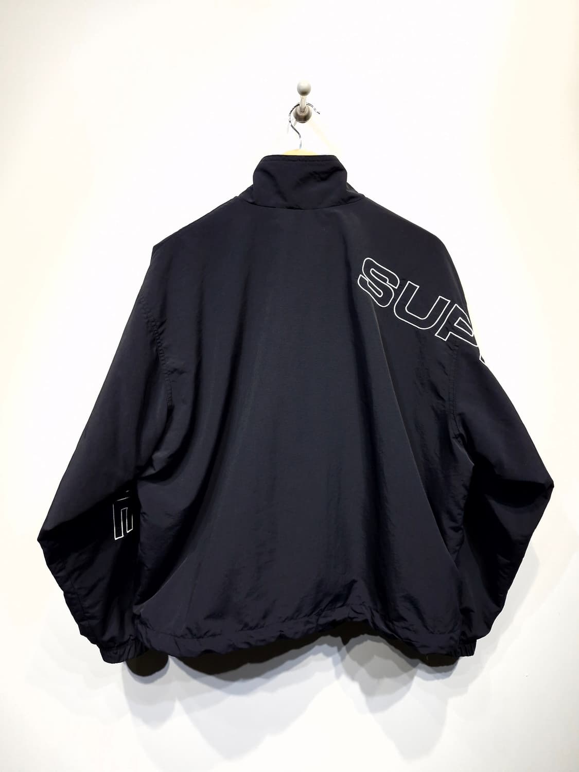 SUPREME 슈프림 23FW 스펠아웃 자수 트랙 자켓 상품이미지2