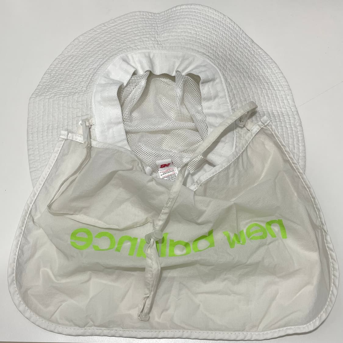 뉴발란스/ 나일론 스트링 플랩햇/ 56cm 상품이미지5