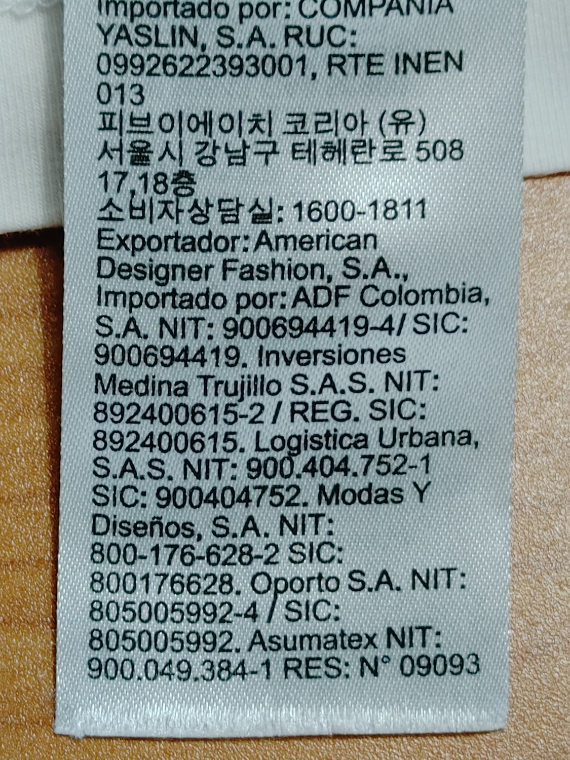Calvin Klein 캘빈클라인 화이트  스판 반팔라운드티 상품이미지7