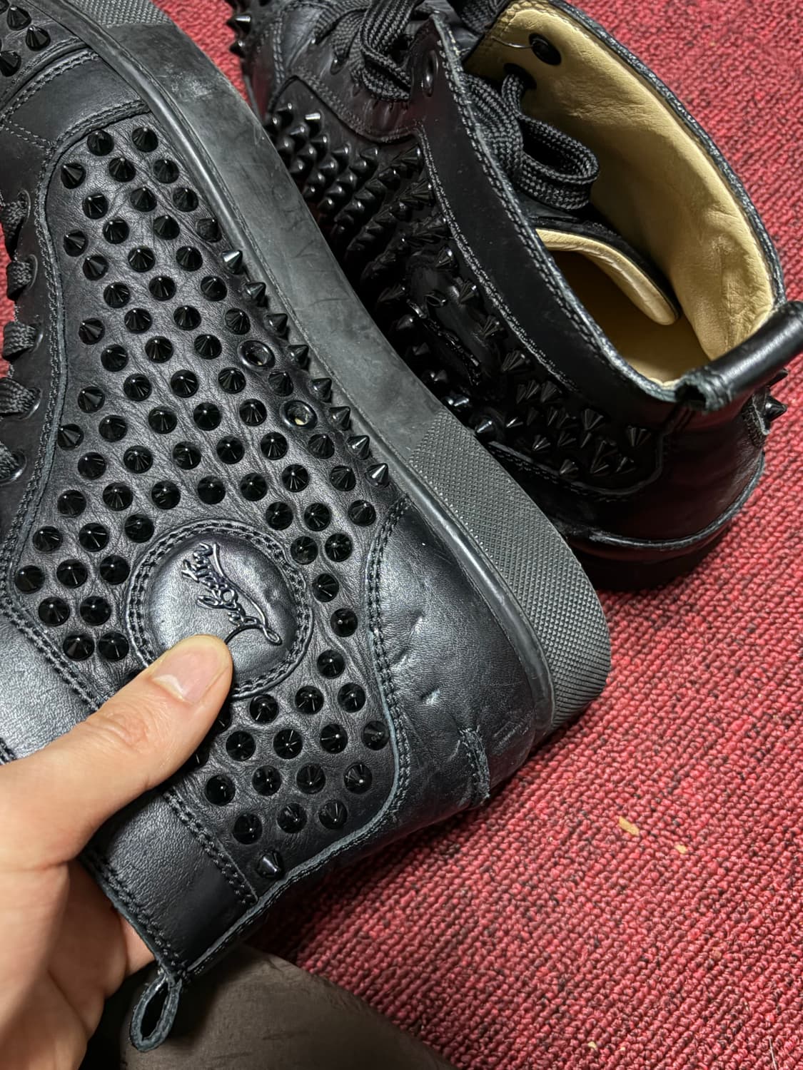 루부탱 스터드 하이탑 상품이미지4