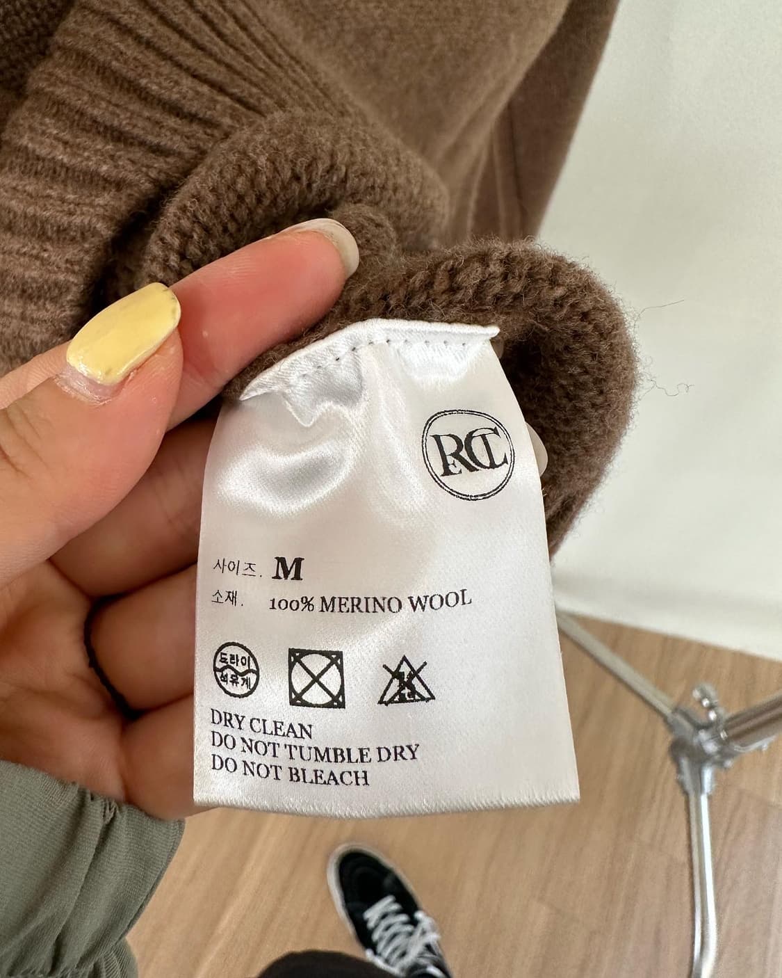 렉토 브라운 금장 메리노울 니트  상품이미지8