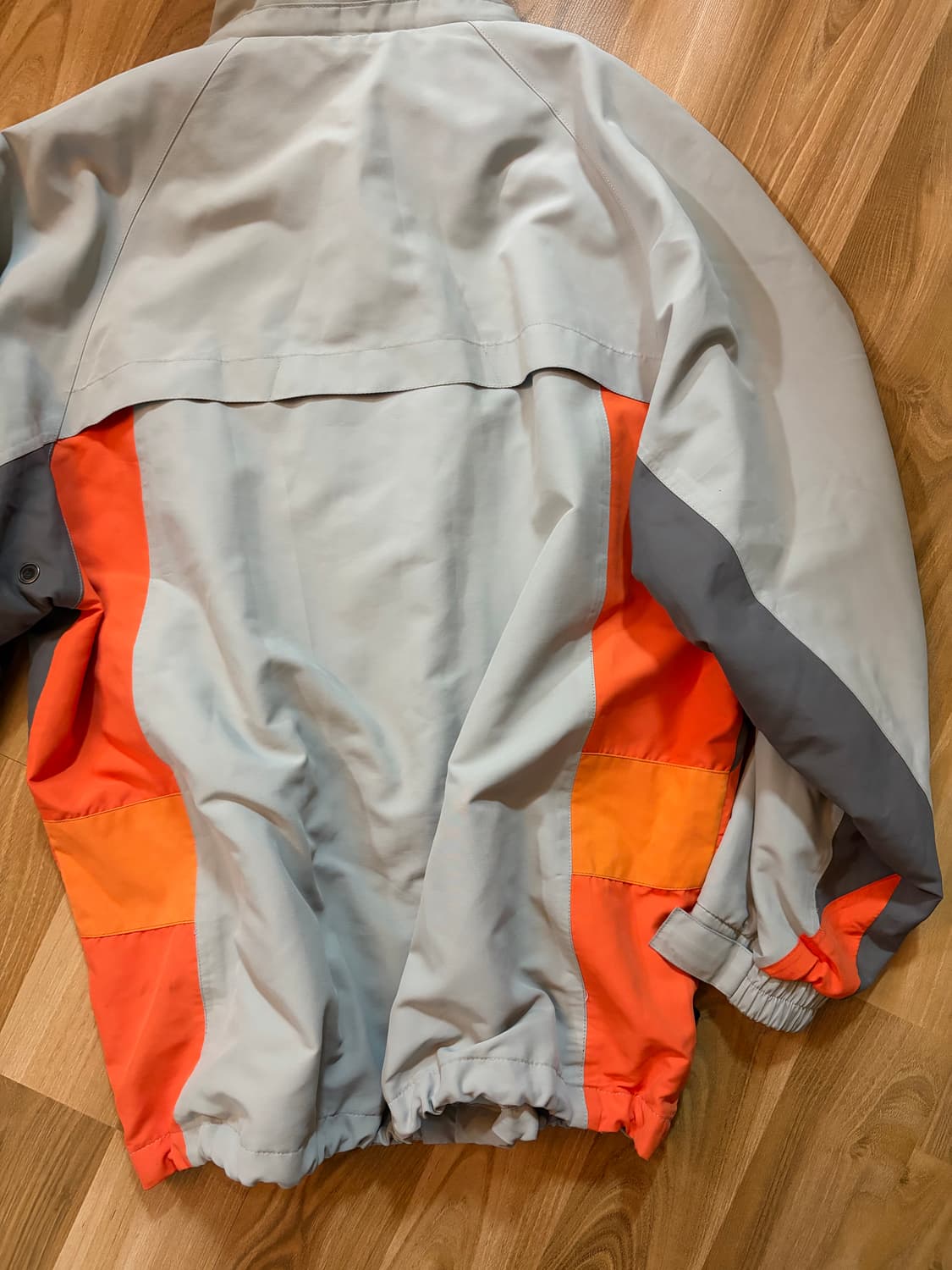 아식스 자켓 - (맞춰드림: 후르츠 이벤트로 받은 만원 (5만원이하) 상품이미지4