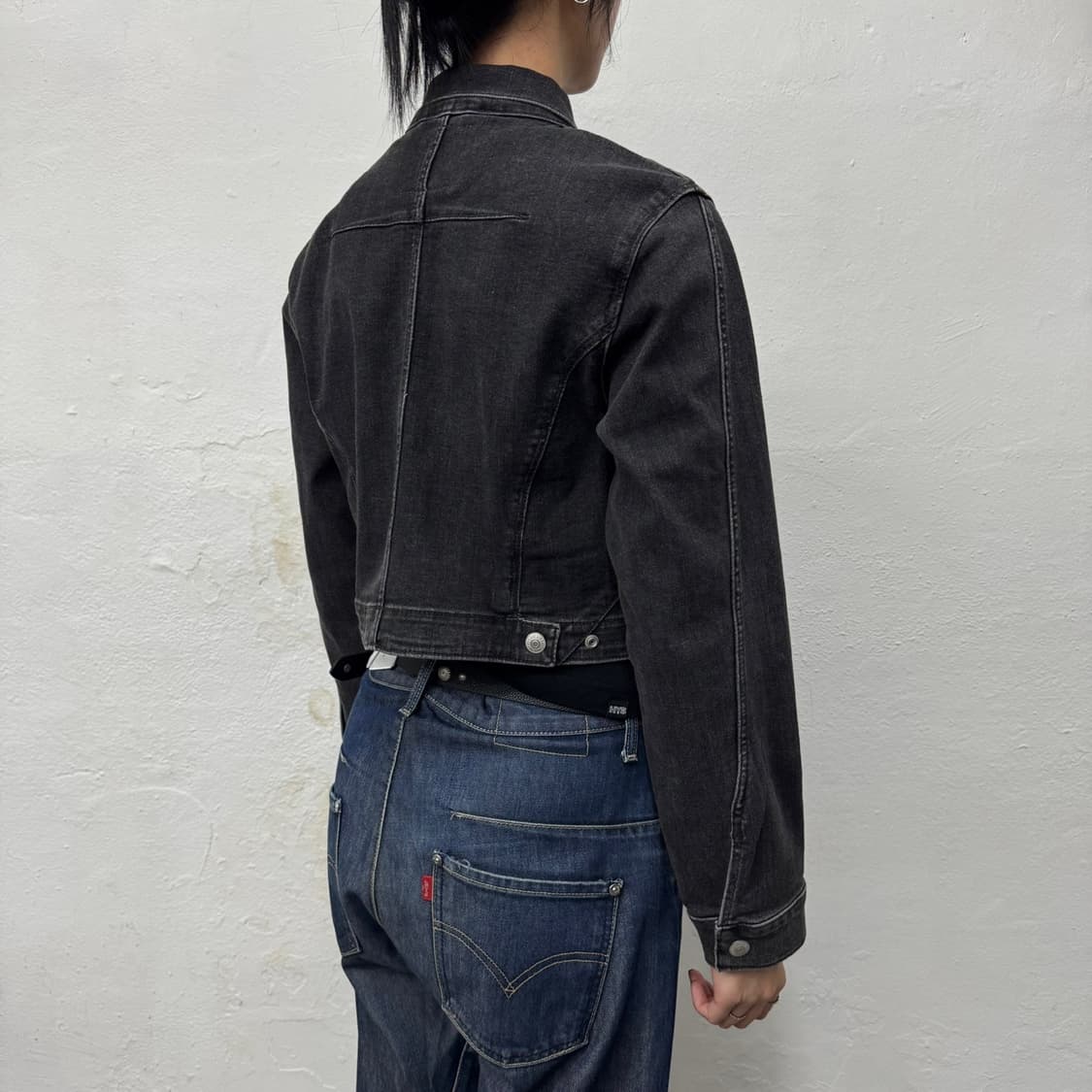 리바이스(Levi's) 차콜 코튼 LEJ 엔지니어드 쇼트 트러커 자켓 상품이미지2