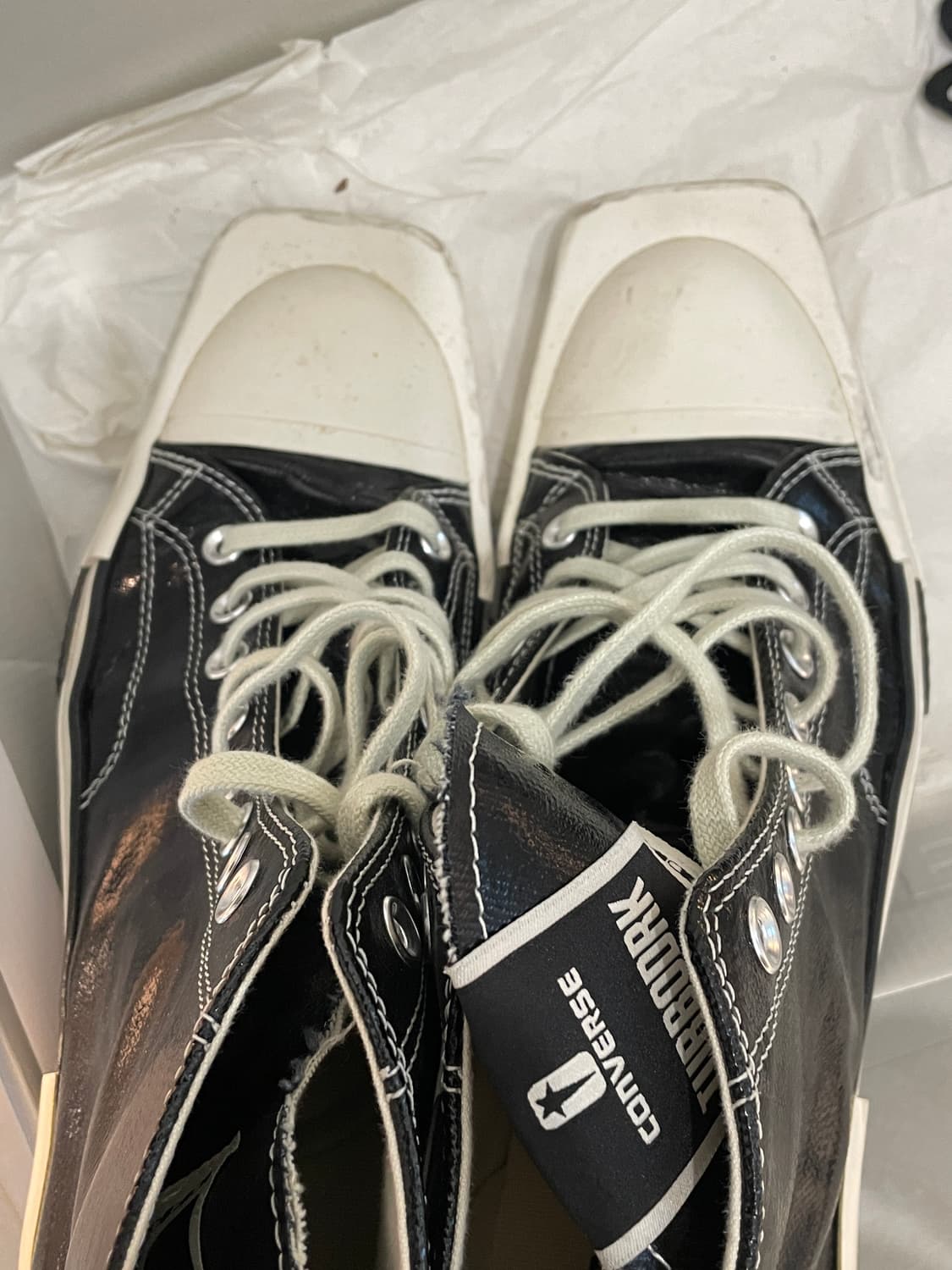 [300]컨버스 x 다크쉐도우 터보다크 척 70 하이 블랙 래커드 데님 상품이미지3